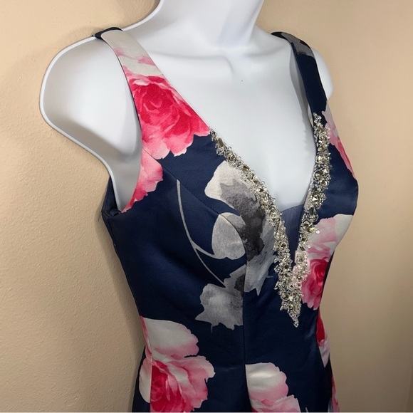 SIZE 4 GLAMOUR BY TERANI COUTURE FORMAL DRESS ALINE BLUE FLORAL GEMSTONE - Picture 5 of 15